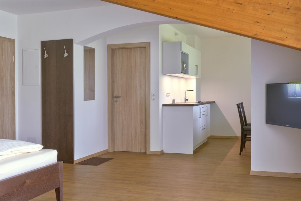Gaestehaus Am Lindenhain Ердінґ Екстер'єр фото